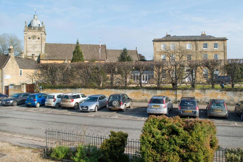 Historic Cotswold Chic Style For Uk Staycation Bourton-on-the-Water Extérieur photo