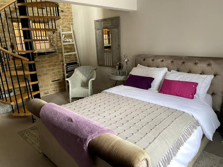 Historic Cotswold Chic Style For Uk Staycation Bourton-on-the-Water Extérieur photo