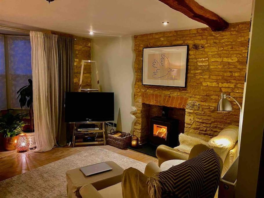 Historic Cotswold Chic Style For Uk Staycation Bourton-on-the-Water Extérieur photo